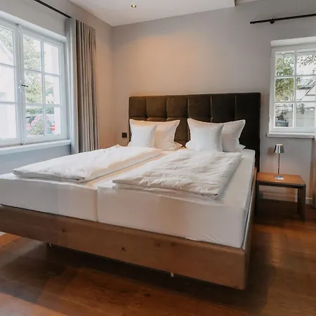 Tatil Evi Kavalierhaus - Burg Heppingen *