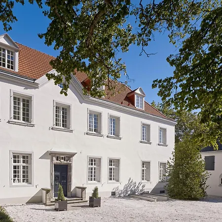 Kavalierhaus - Burg Heppingen Tatil Evi *