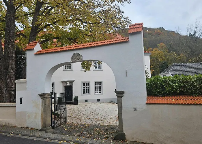 Kavalierhaus - Burg Heppingen Tatil Evi Bad Neuenahr-Ahrweiler